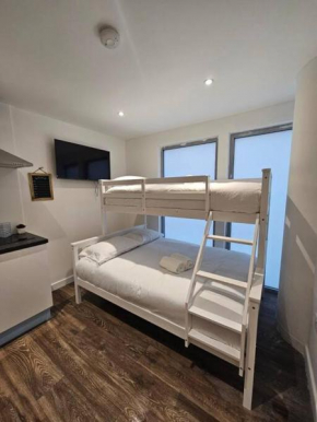 Ideal Studio in Delta Croydon DPG3